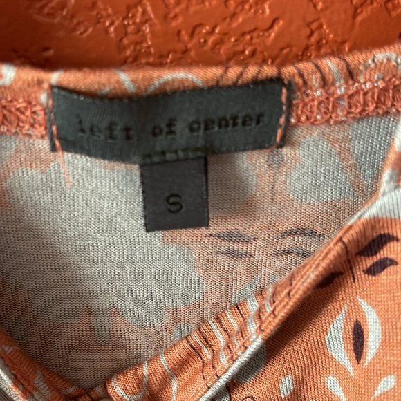 Gorgeous, soft tunic top - Picture 2 of 3